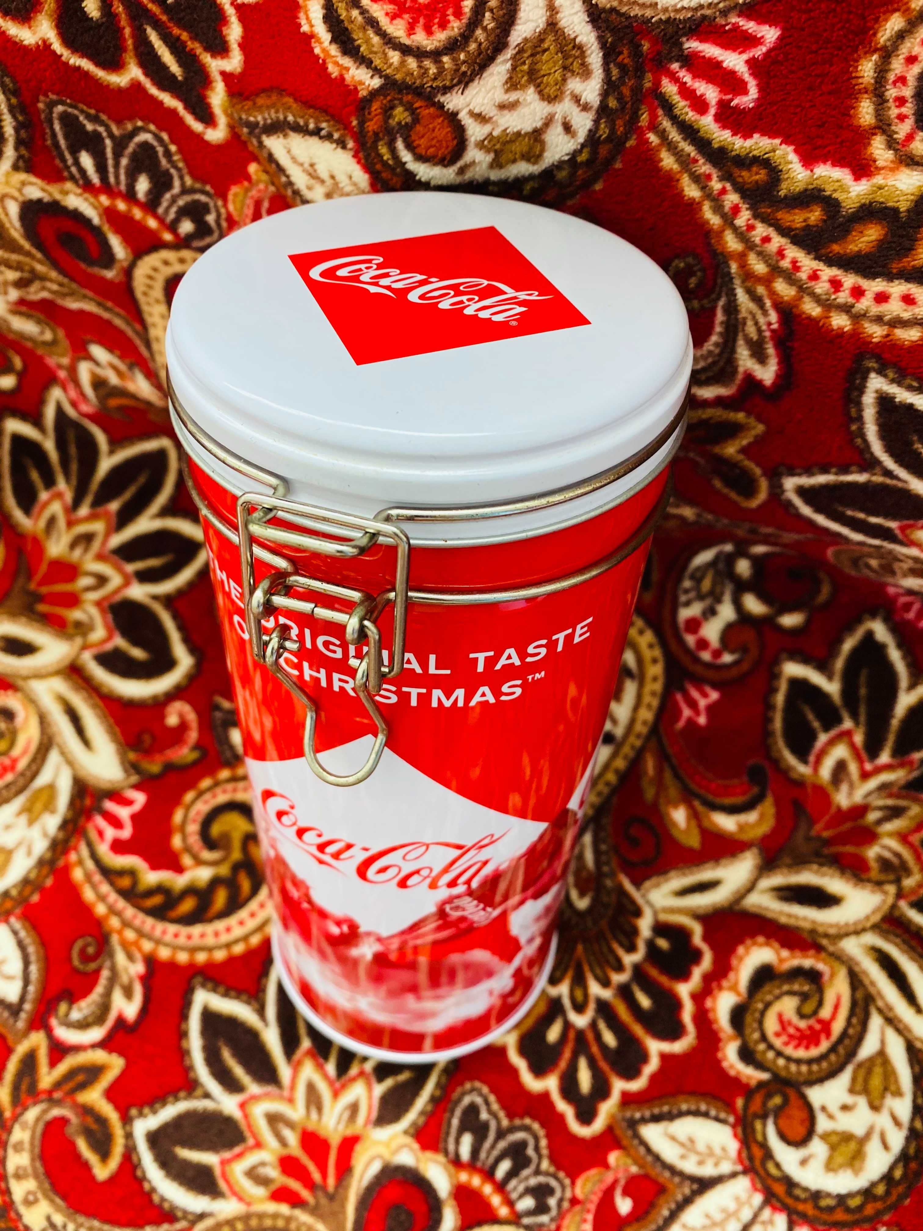 Нови оригинални големи метални кутии на Coca Cola  със закопчаване