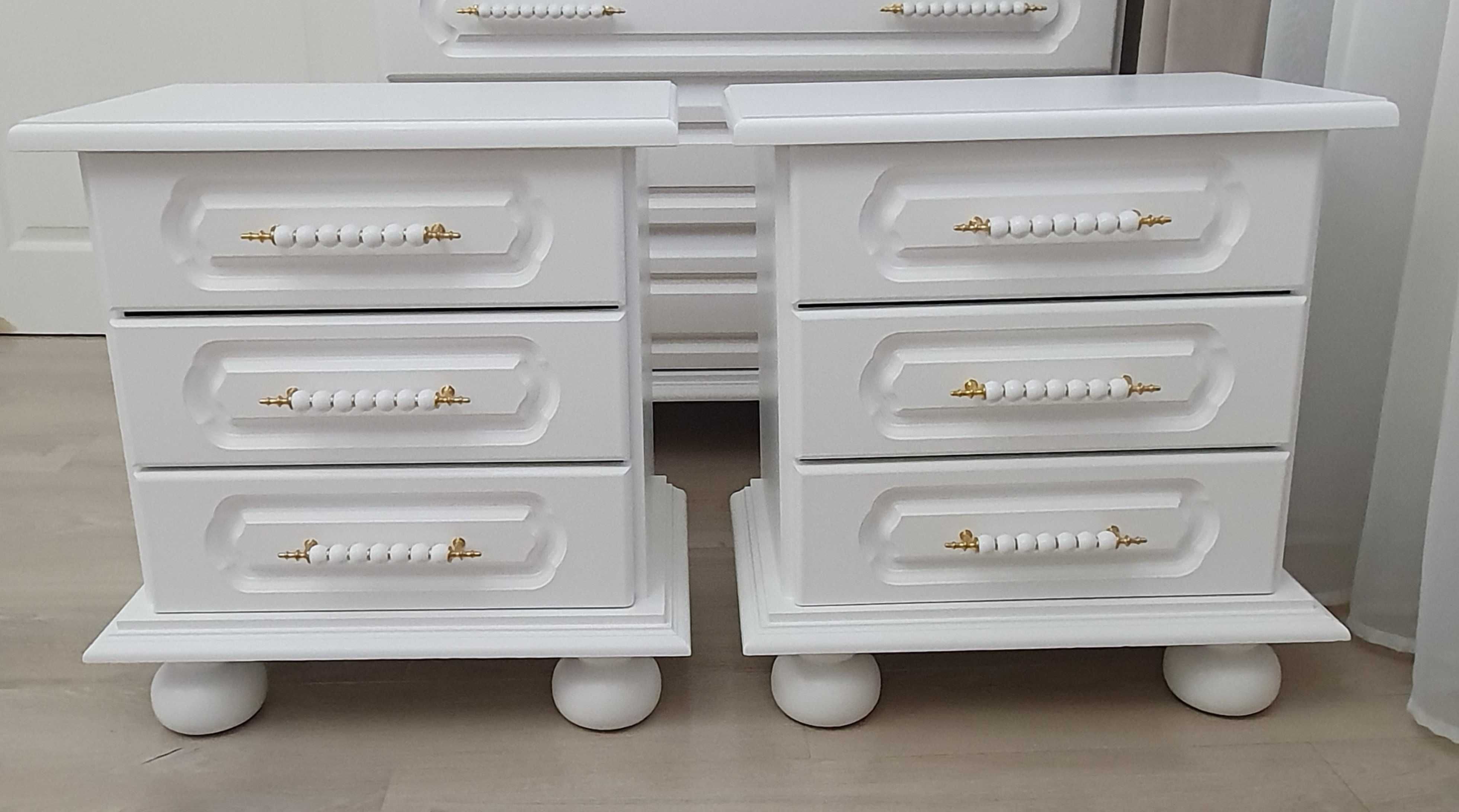 mobilier alb dormitor,noptiere,comode vintage,lemn masiv