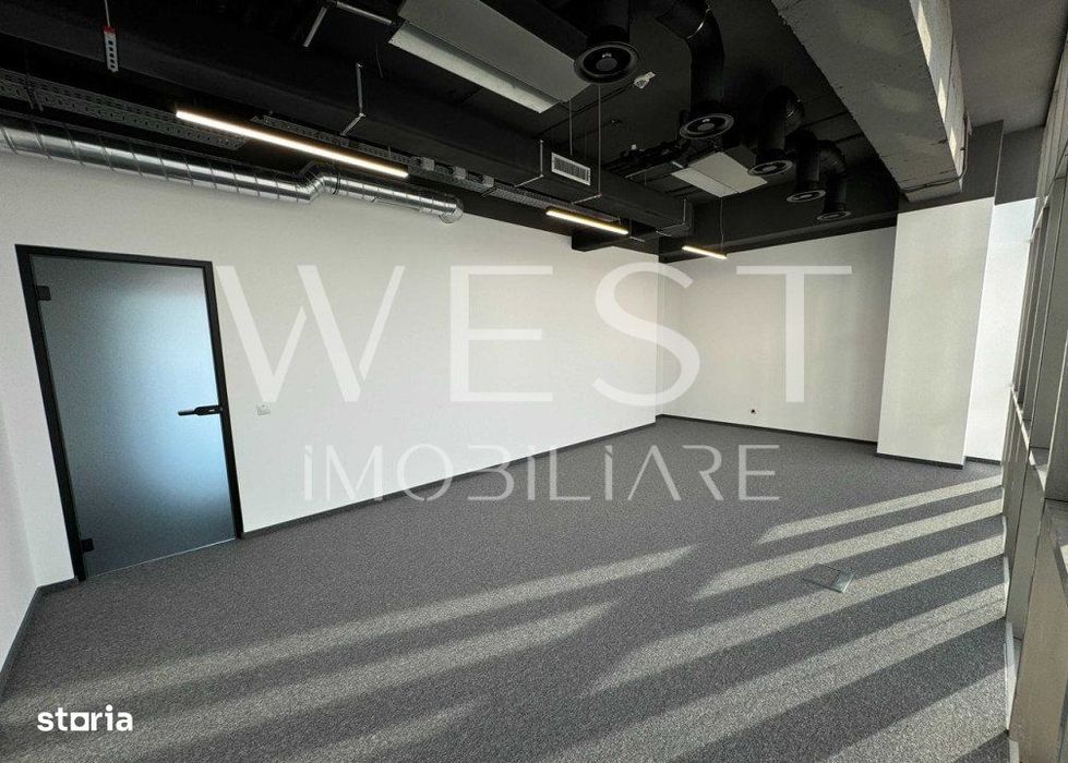 Spatiu Birou! Cladire de birouri clasa A! Sala de sport/Restaurante!