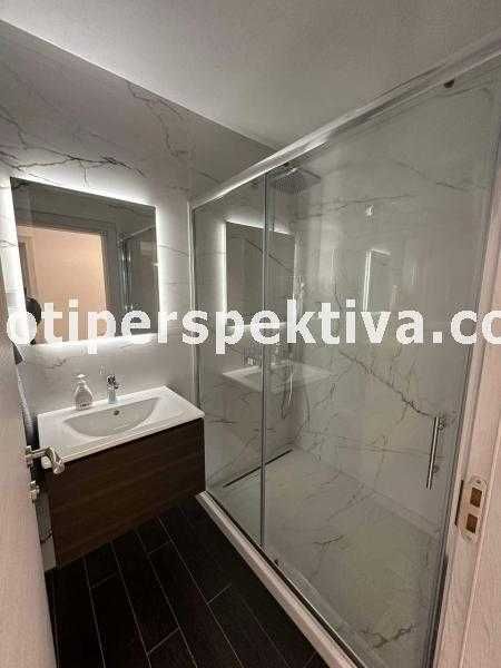 Продава се Тристаен апартамент в Пловдив, Христо Смирненски - 136 кв.м за 1434 €/кв.м - Снимка #8