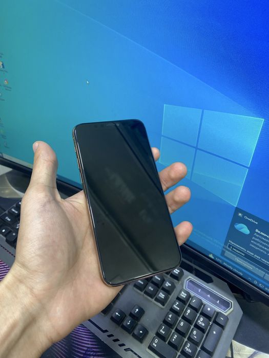Iphone 11 pro sotiladi