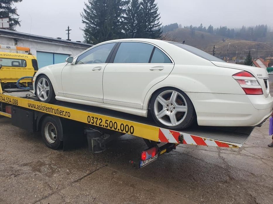 Dezmembrez Mercedes W221 S550 4 matic 2008