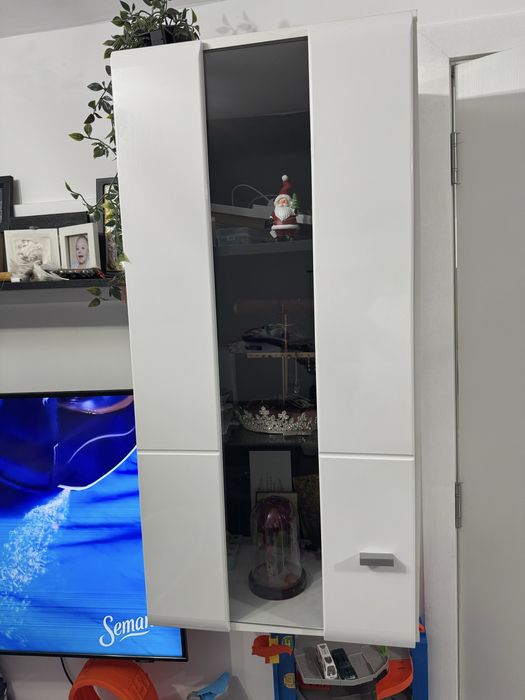 Se vinde dulap biblioteca Alb Lucios