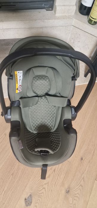 Scaun auto tip scoică pentru copii Britax Römer, reclinabil, 0-15 luni