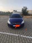 Vînd KIA ceed an fabricație 2008 1,4 benzina