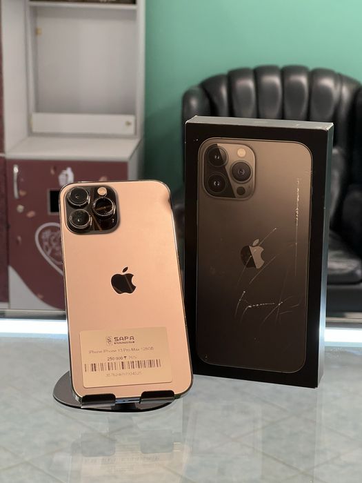 Айфон 13 про макс черный идеал