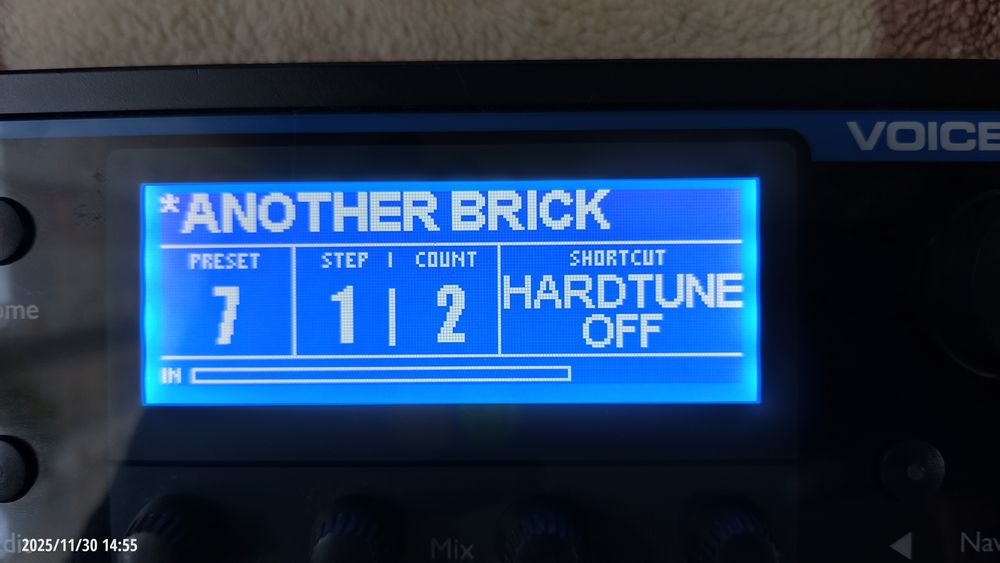 Продам.   Tc helicon. voicelive 2