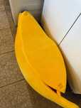 Patut catel in forma de Banana