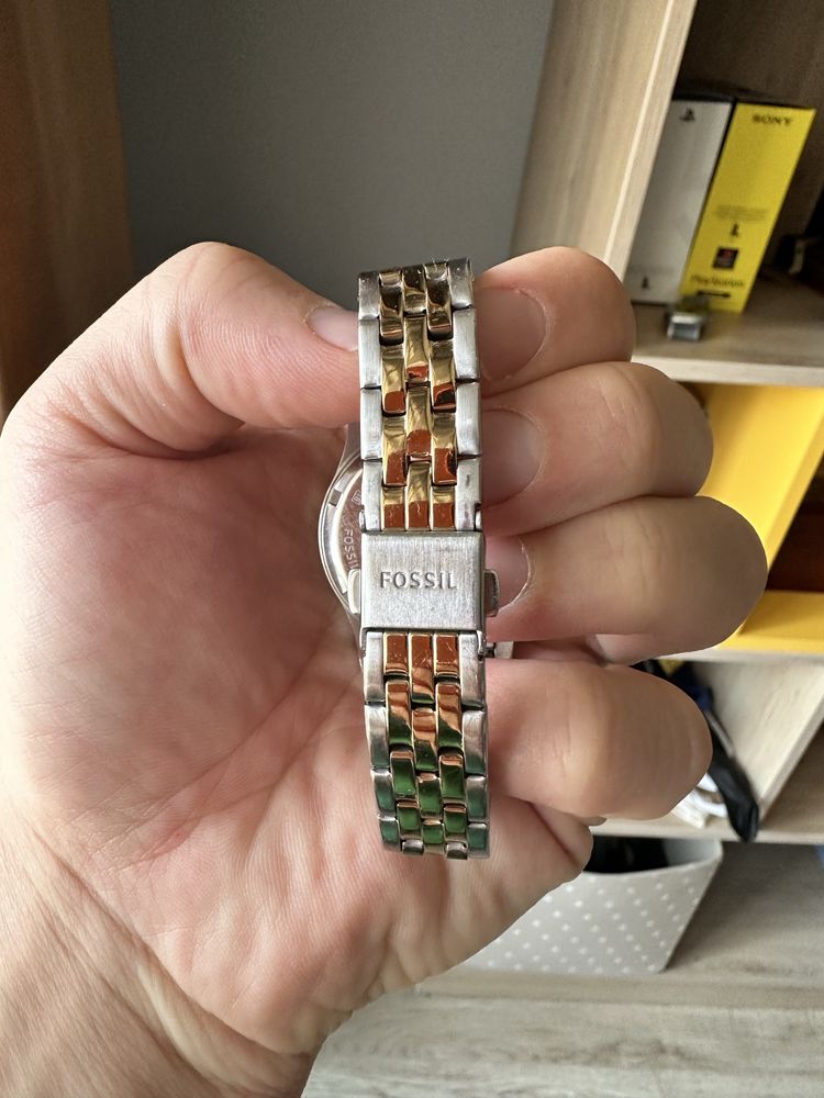 Дамски часовник Fossil