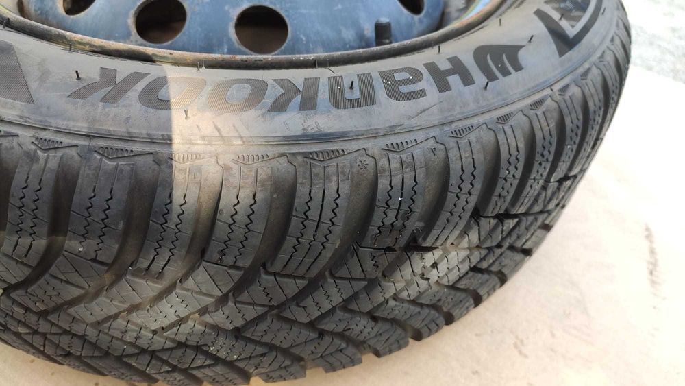 Anvelope iarna hankook Winter i*cept RS3 185 60 r14 2023 cu jante oțel