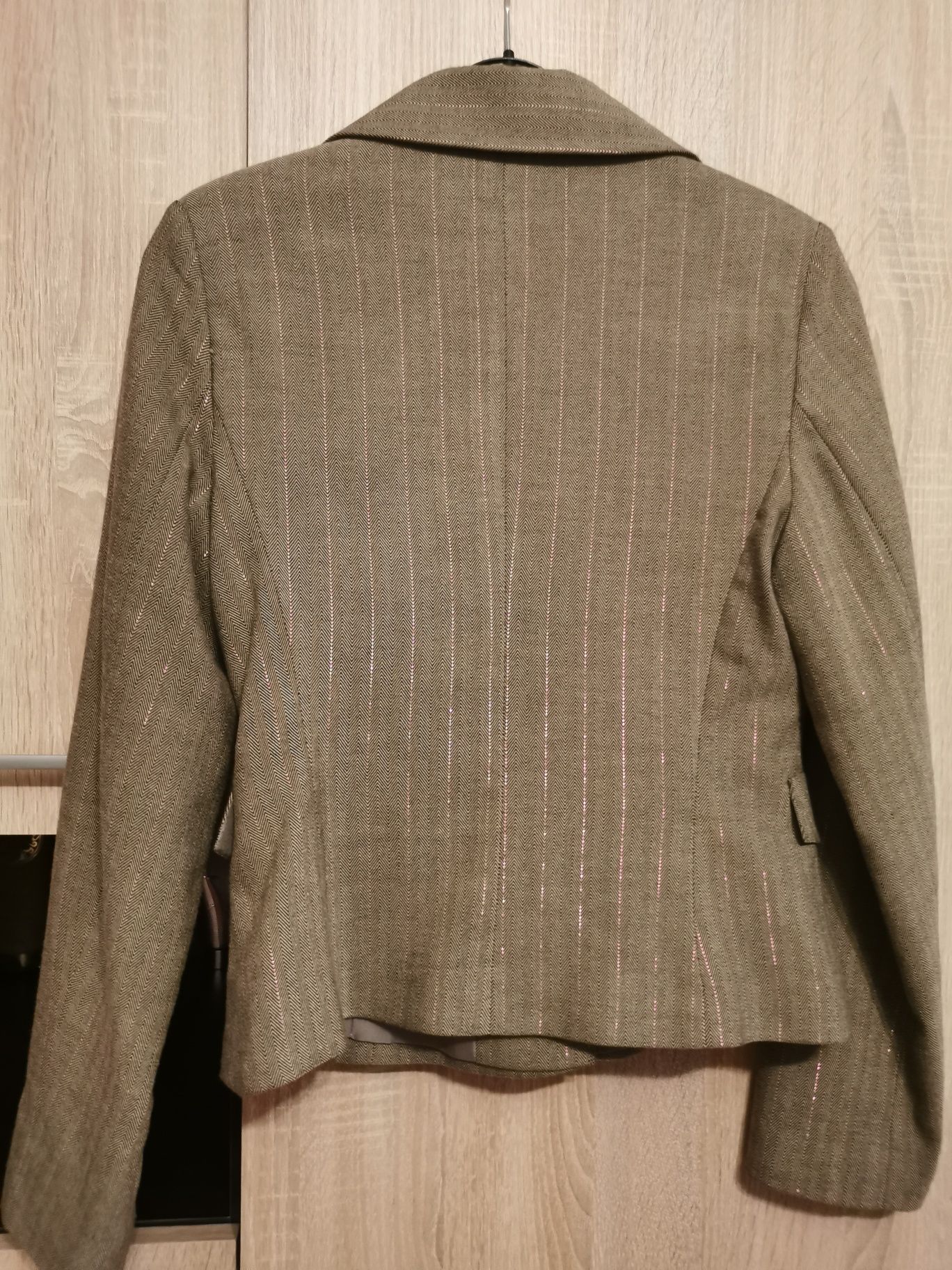 Costum cu fusta dama