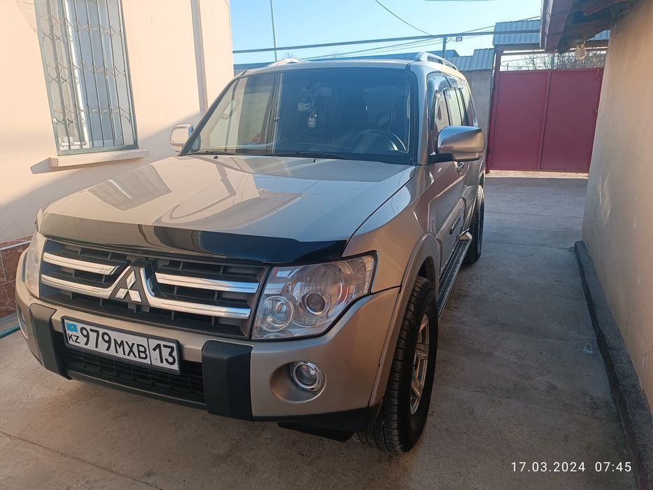 Продам Mitsubishi Pajero