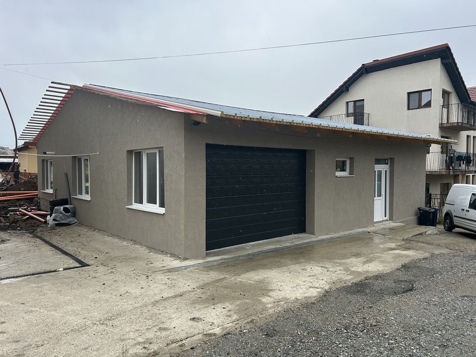 Hala  175 mp Campului