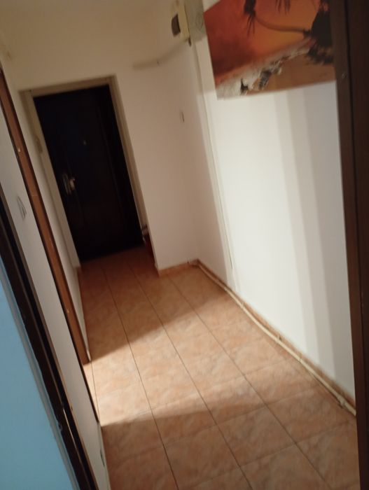 Închiriez apartament 2 camere