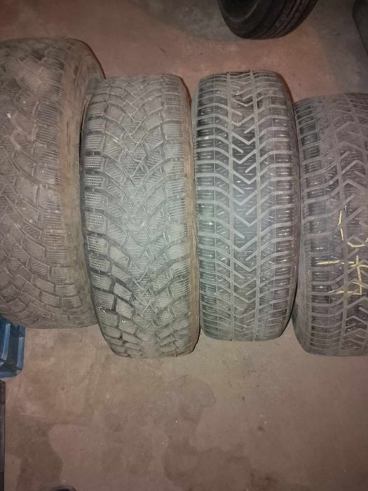 Зимни гуми 195/65/15