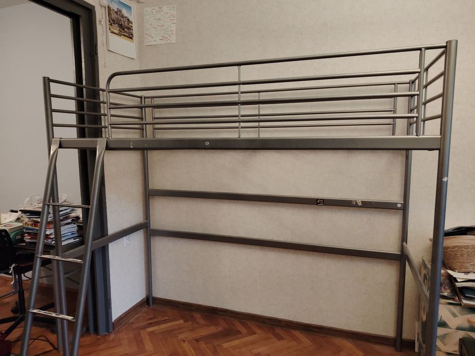 Легло Ikea Svarta