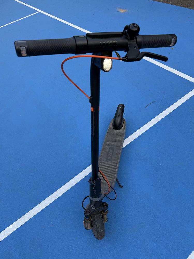 Ninebot E2 PLUS II kick scooter