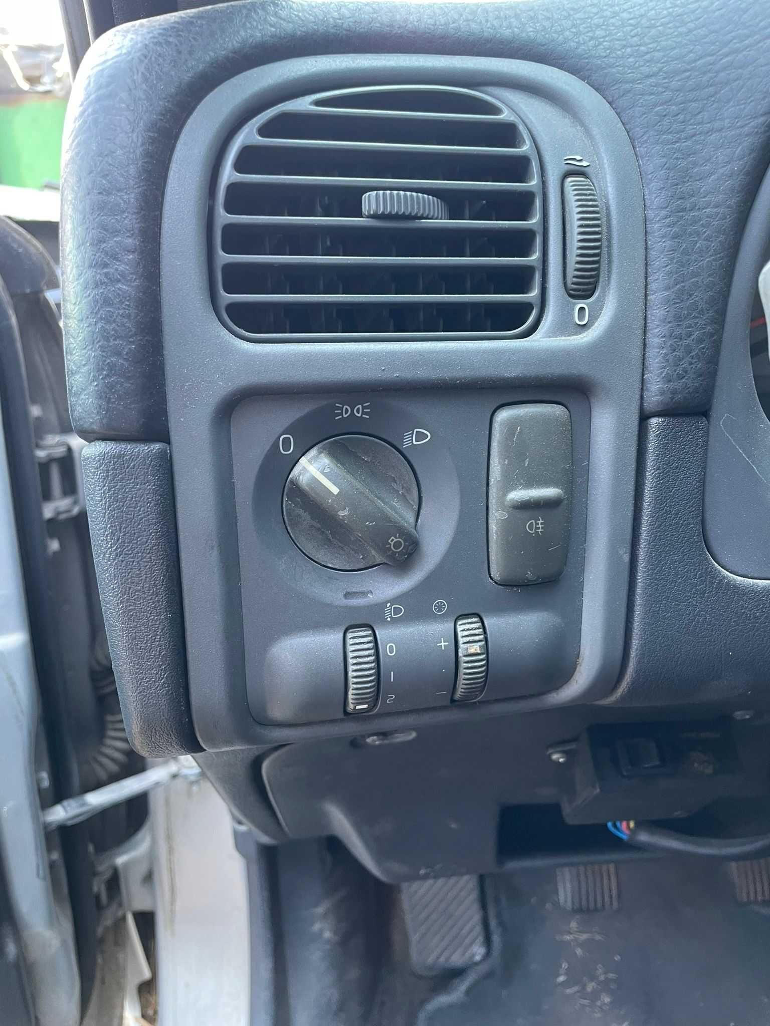 Volvo v40 1.8 85kw / Волво в40 на части