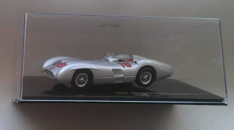 Macheta Mercedes W196 R Streamline JM. Fangio Formula 1 1955- IXO 1/43