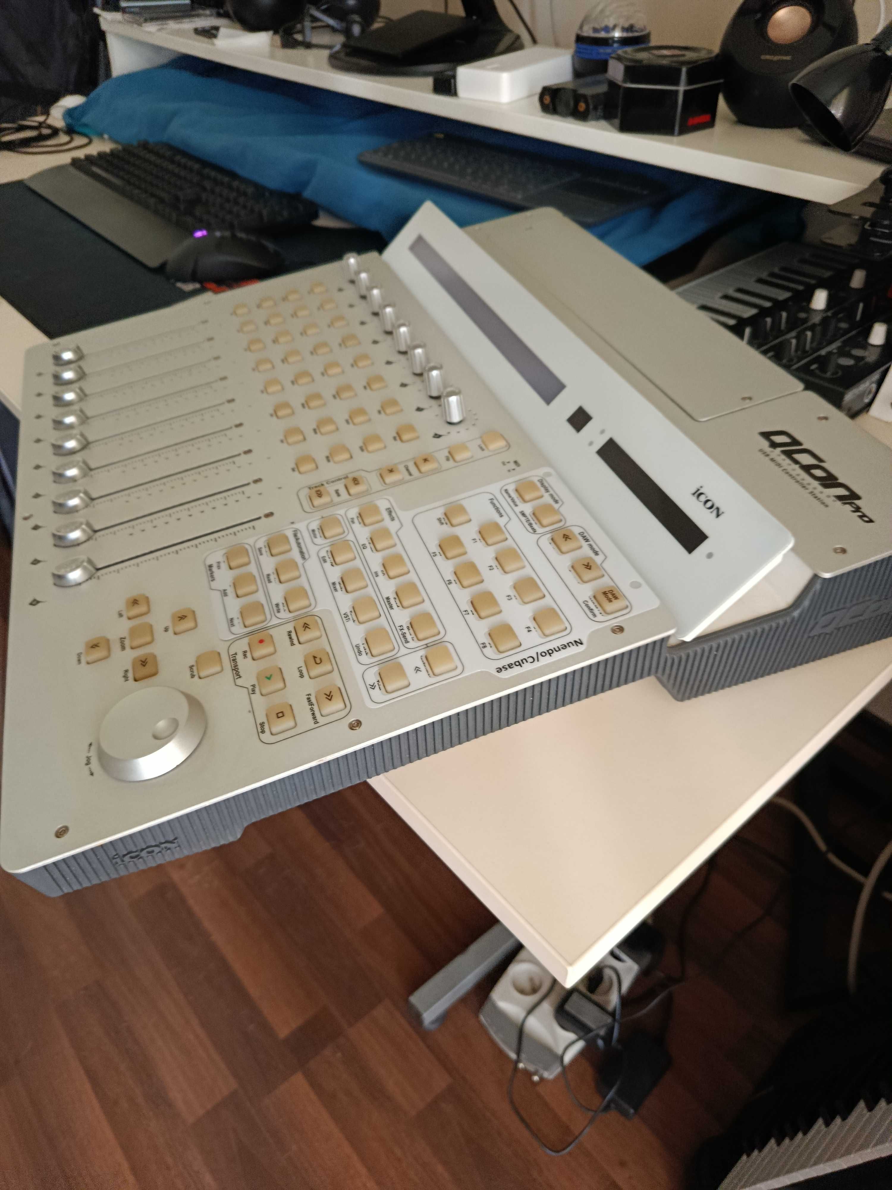 Icon Pro Qcon DAW controller