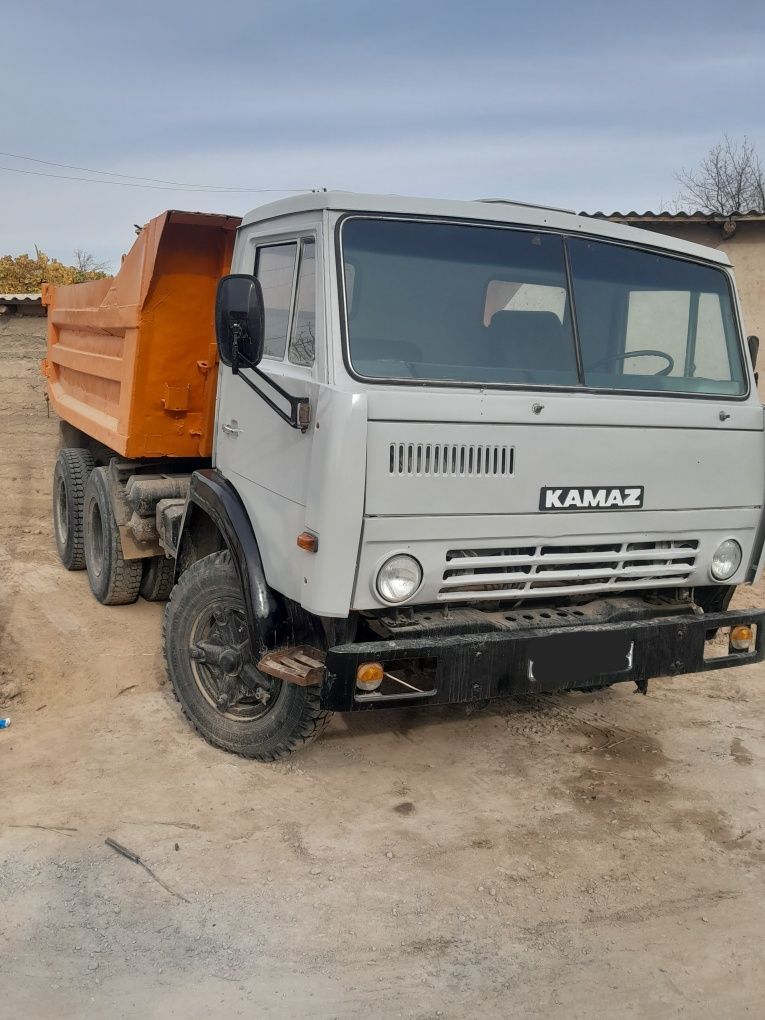 Kamaz 1990 yili.