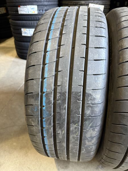 235/45/19 Goodyear 4бр