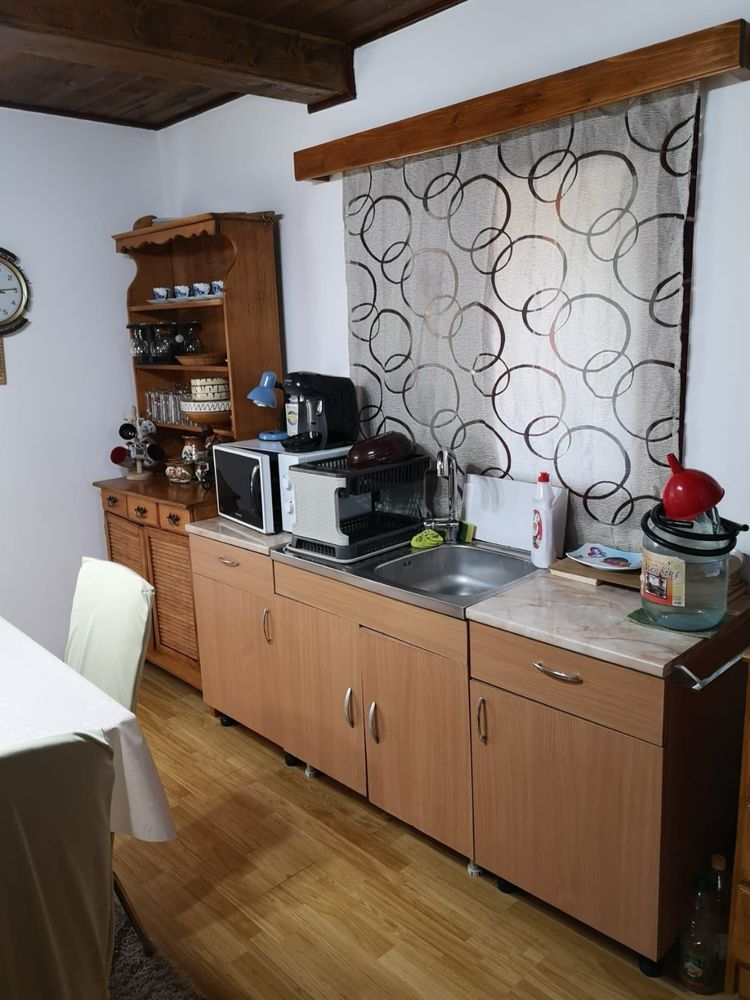 Casă de vacanță(cabană) în zona Buru