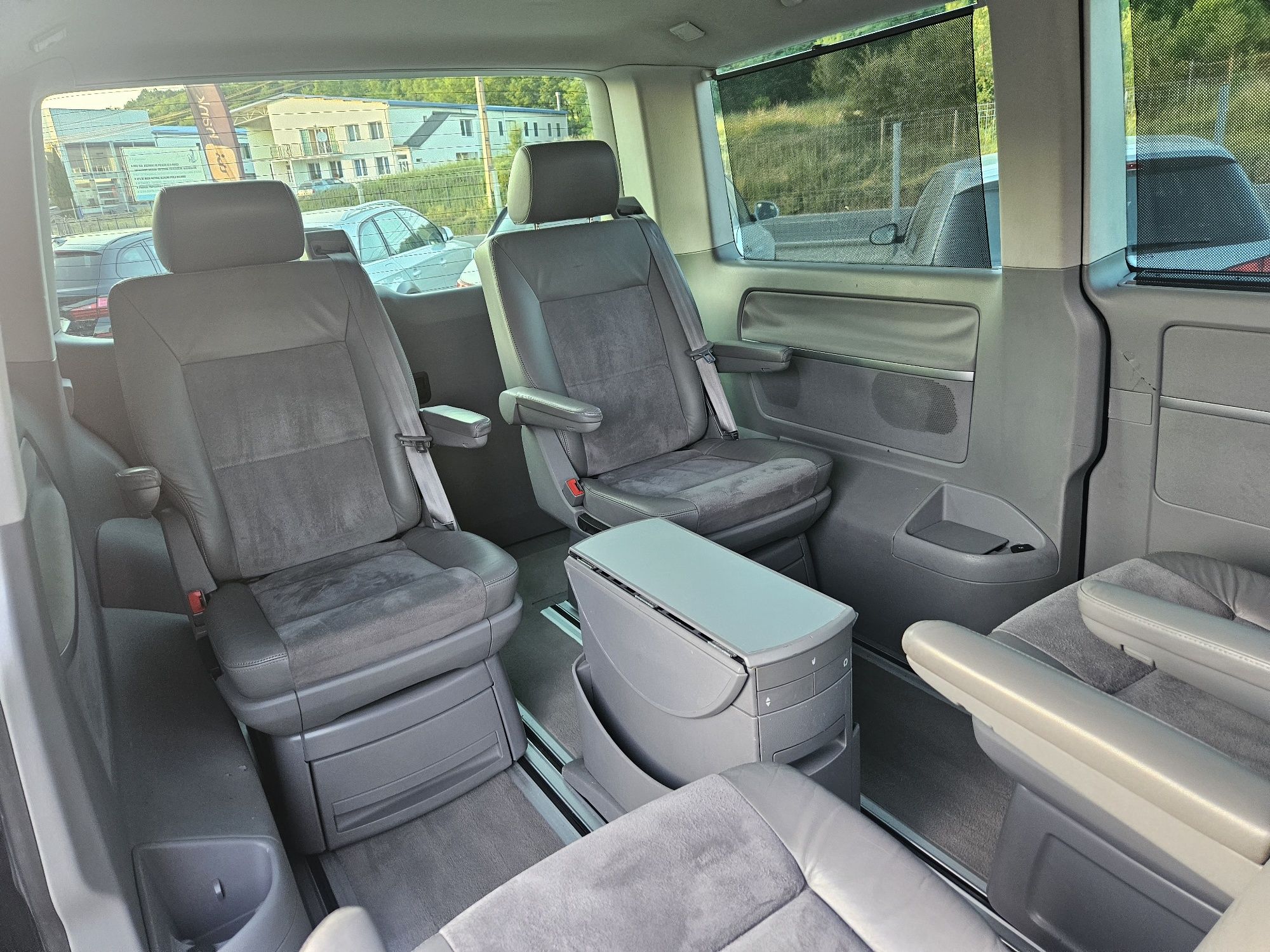 VW Multivan T5 Highline