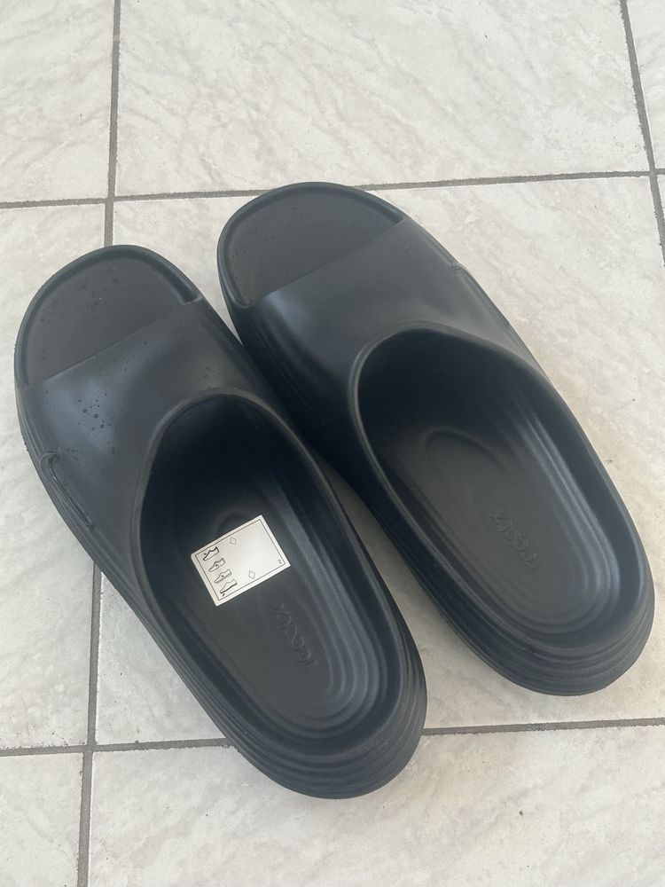 Nike rejuv8 чехли
