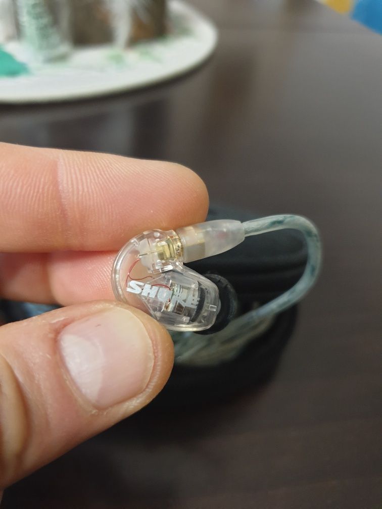 Слушалки SHURE SE-215 in ear