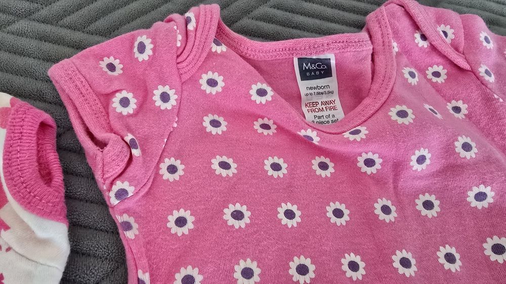 Set hăinuțe petru fetițe 0-3 luni