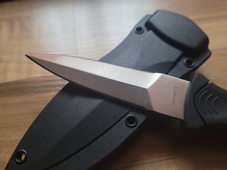 Cuțit Smith & Wesson SWHRT3