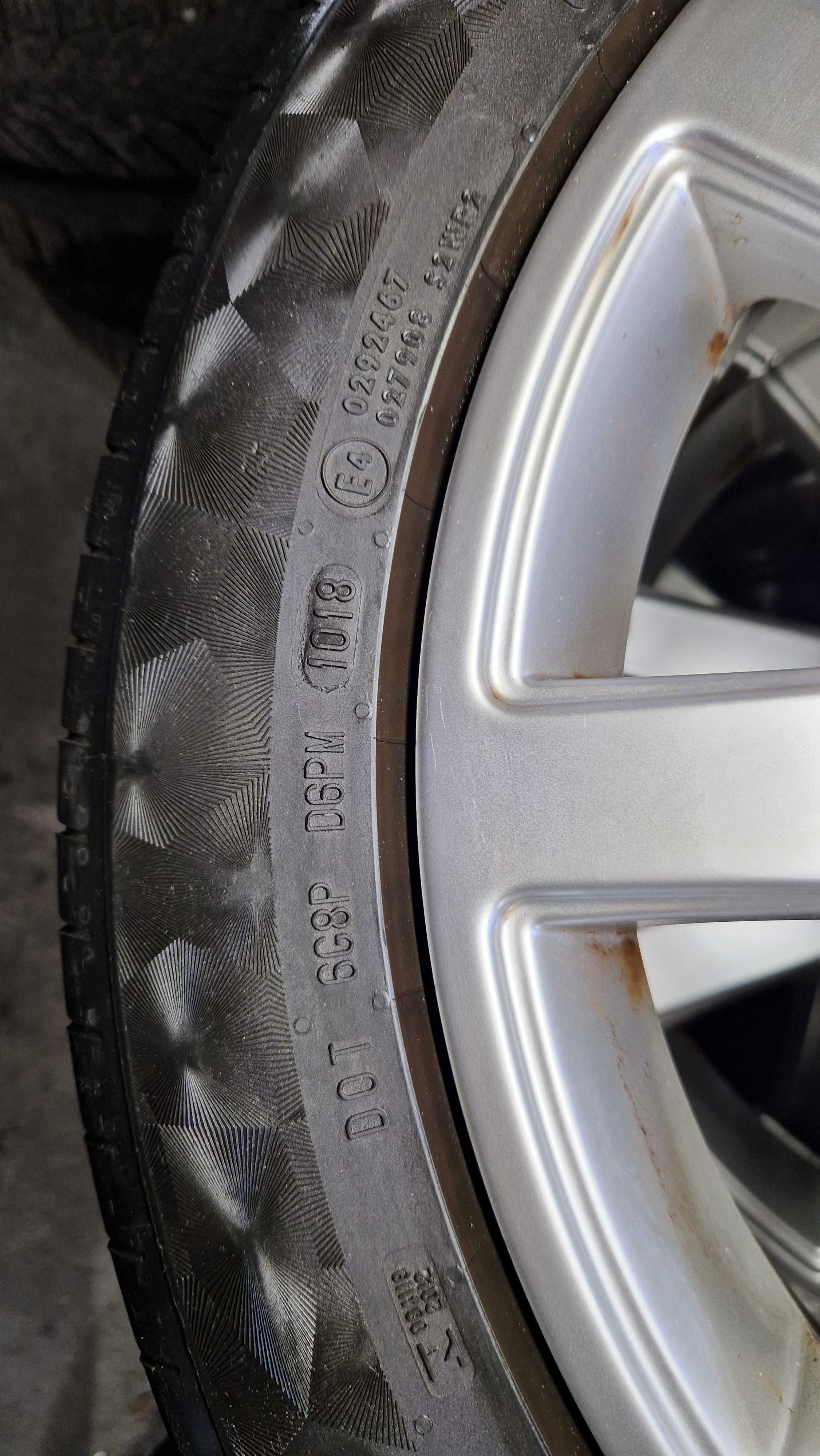 AUDI джанти със летни гуми 245/45/17 7,5J ET43 5×112 ЦО56,6