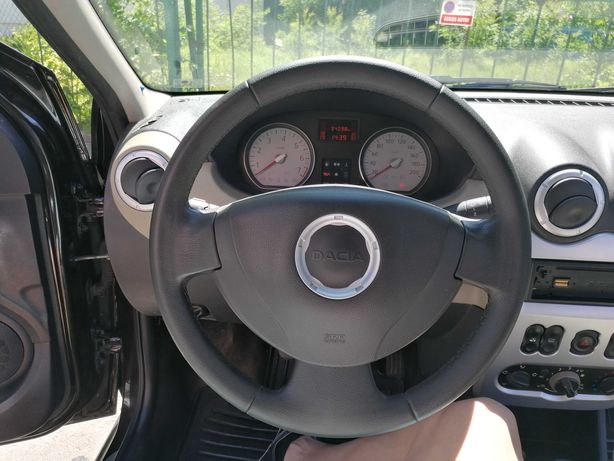 Dacia Logan 2011 1.6 16v
