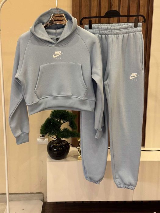 Дамски Ватирани Екипи Nike