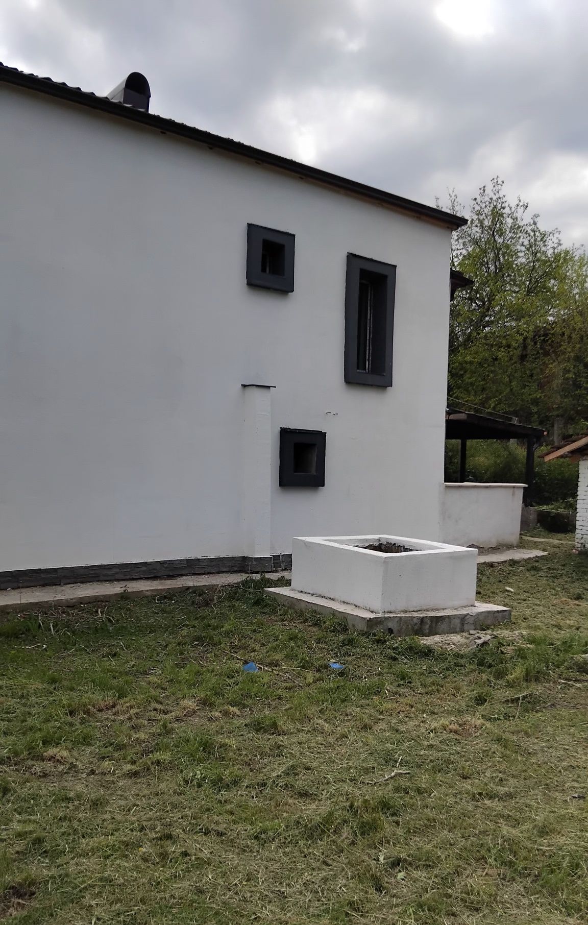 Продава къща в с.Долистово общ.Бобов дол