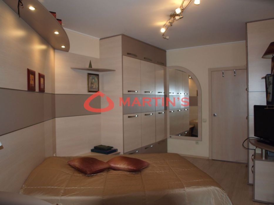 2-стаен в София-Красно Село площ 105 цена 650 евро