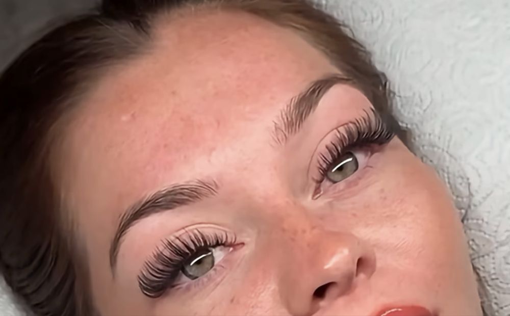 Наращивание ресниц( возможен выезд на дом)