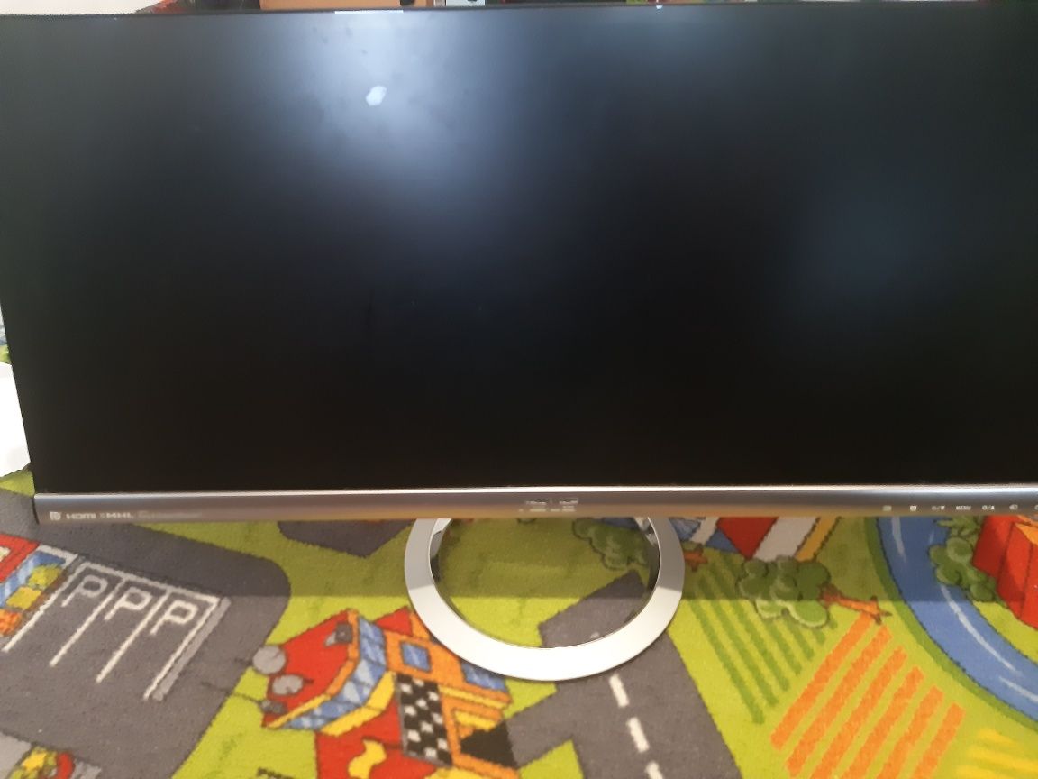 Setap întreg unitate plus monitor sau la schimb un  ps4