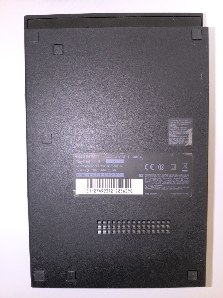 Playstation 2 / Два контролера / Две игри / Перфектно състояние!