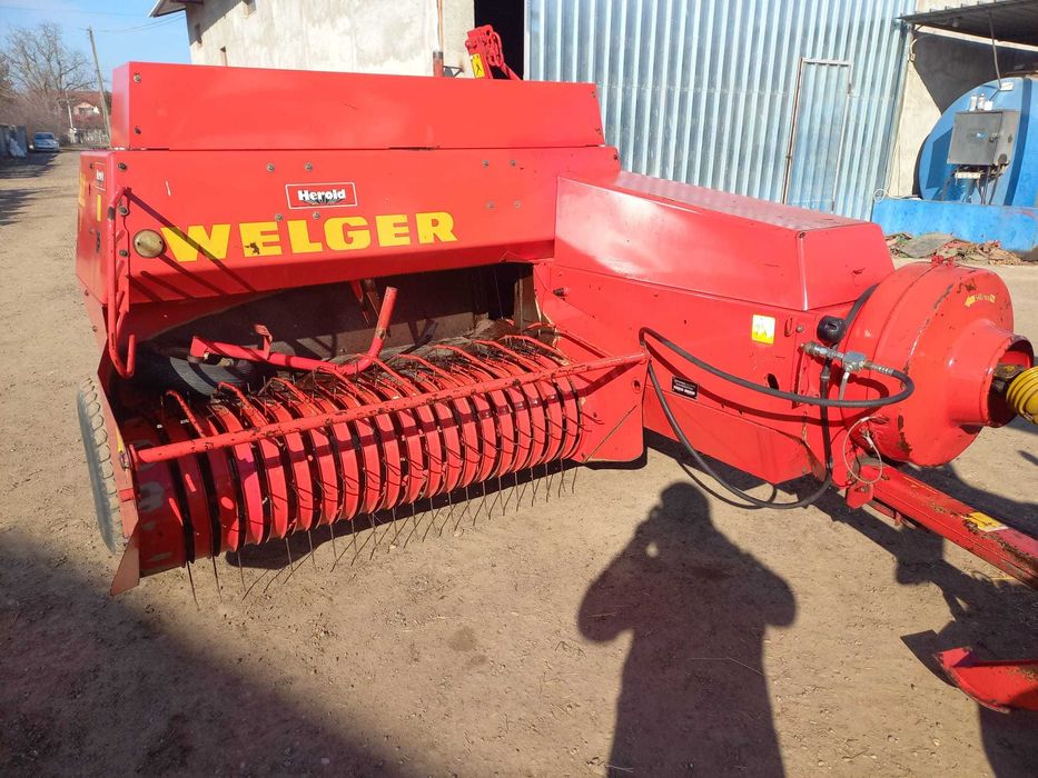 Presa de balotat  Welger AP 41,42,45,52,53,400  JD 332, 336 A, 342 .