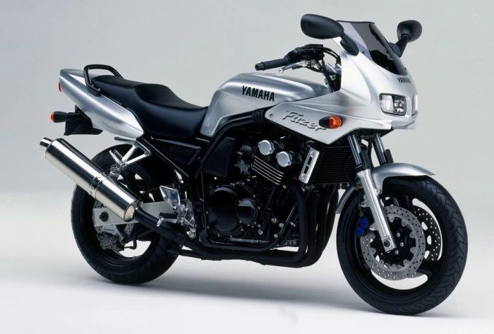 Yamaha fazer 600 (1999) На части