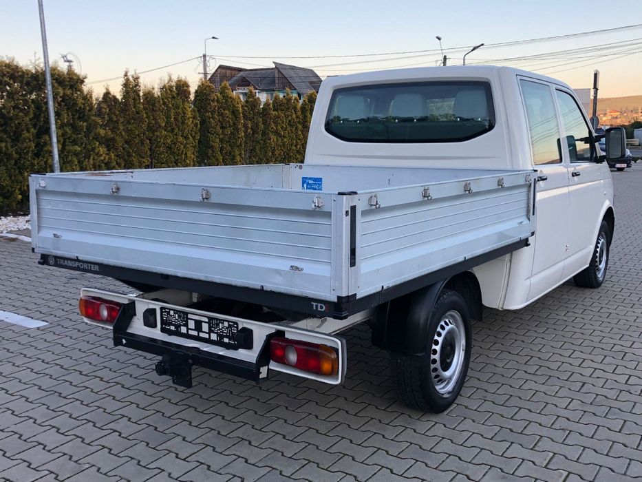 VW Transporter T5 Doka 6locuri si lada an2009 motor 1.9tdi 102cp clima
