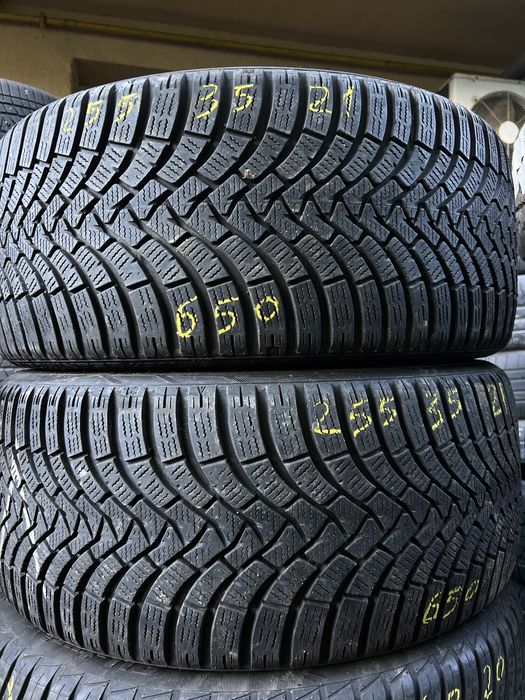 255 35 21 Falken Euro Winter HS01 / Vulcanizare Non Stop