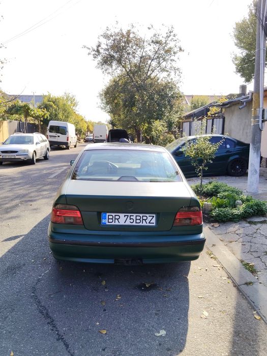 Vând sau schimb BMW E39 520i
