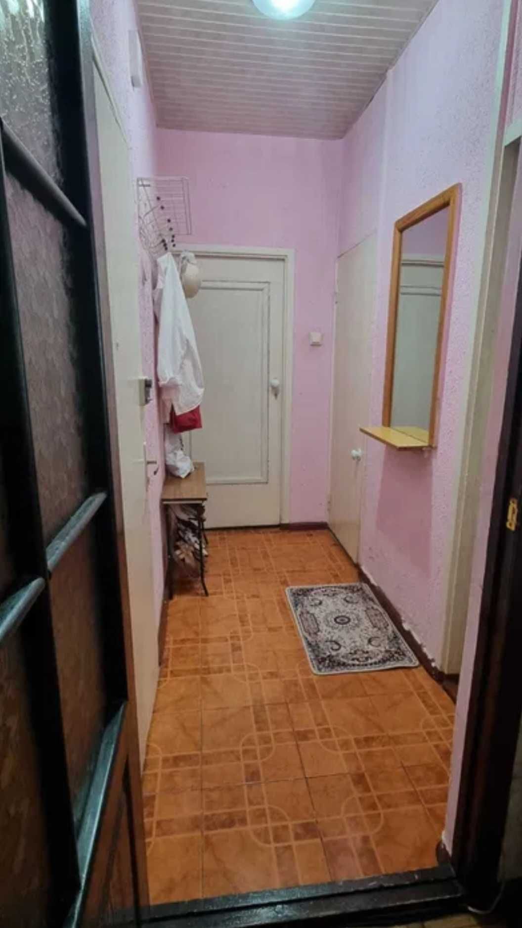 Подселение 1-2 девушки юнусабад 13кв.