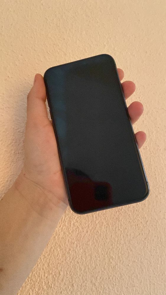 Iphone 11 black +incarcator FAST