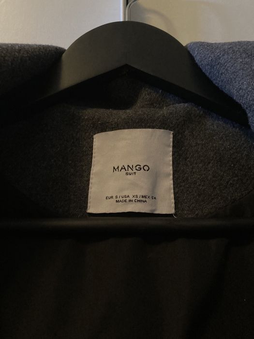 Зимно палто Mango