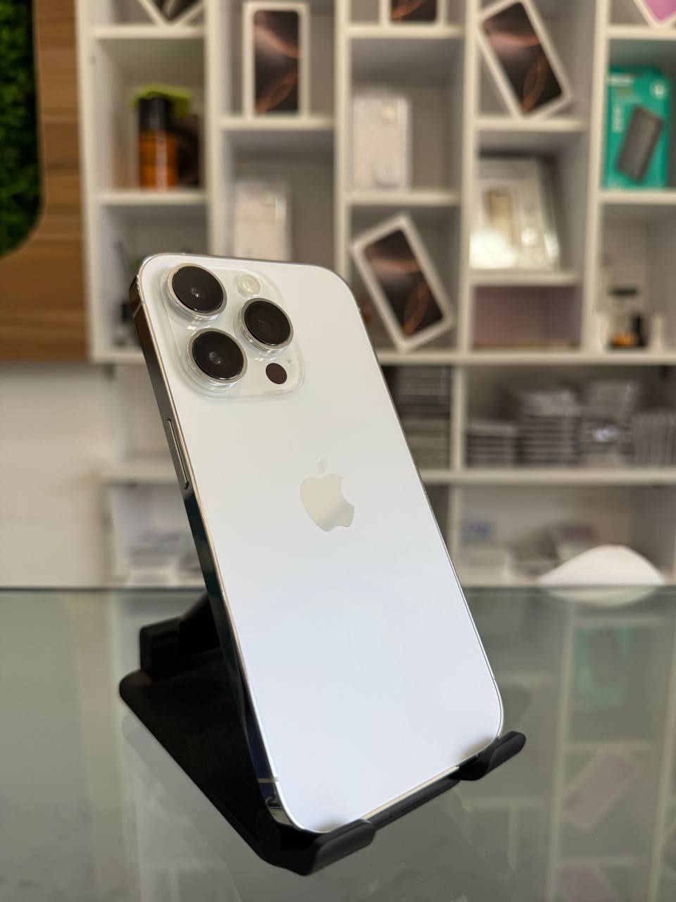 IPhone 14 Pro   / 128 GB