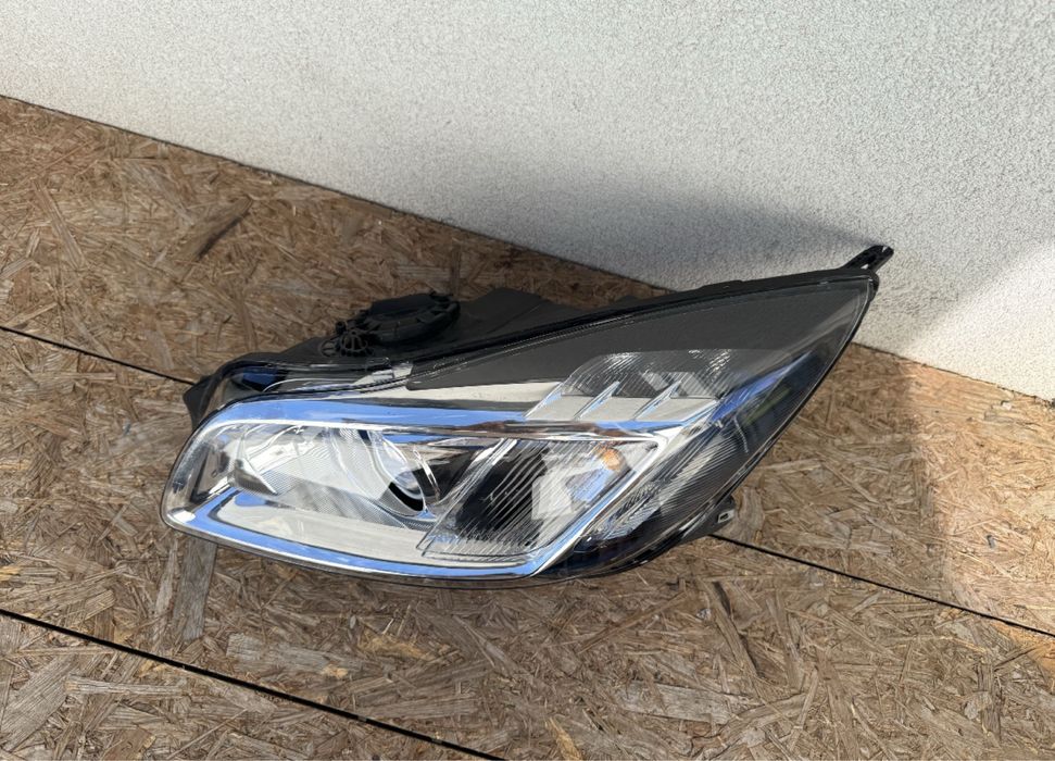 Far opel xenon in stare buna